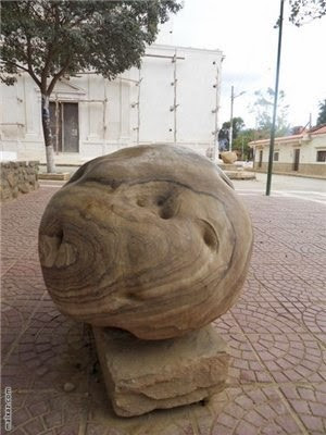Пам'ятник картоплі в Болівії