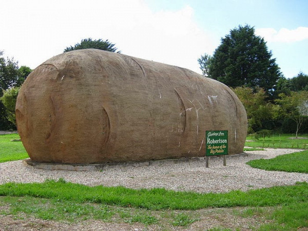 Пам'ятник картоплі в Австралії